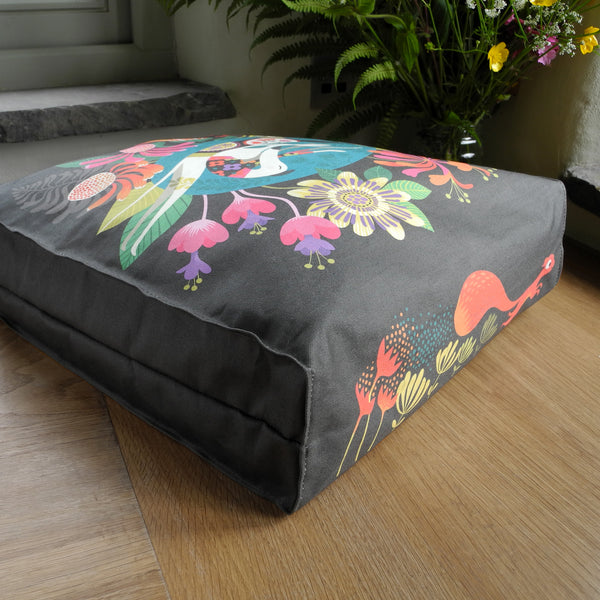 The base of a Flower Bed tote bag