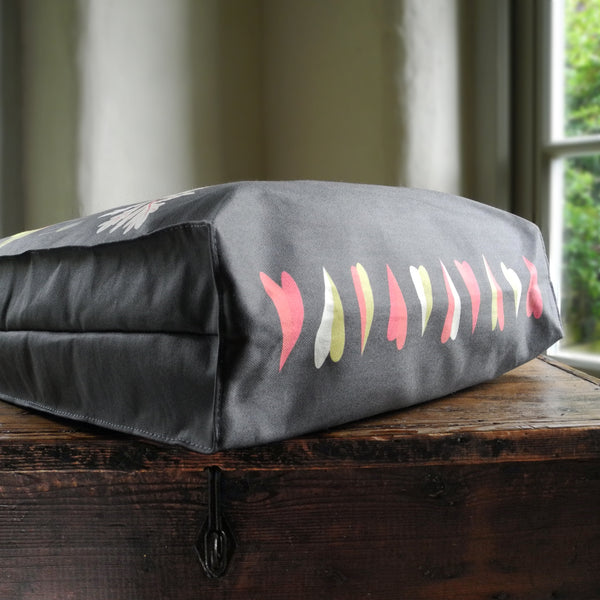 The base of a Poppy the greyhound tote bag by Rollerdog